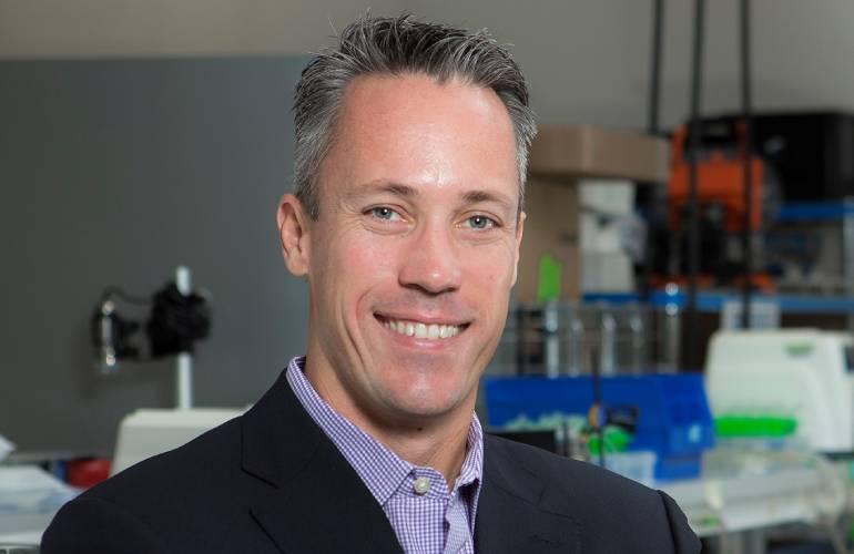 Ronald - Marketing Manager